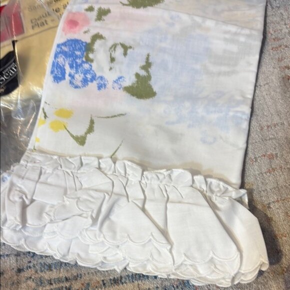 Sears Flat Sheets - set of two Double size New in Package - Picture 3 of 5